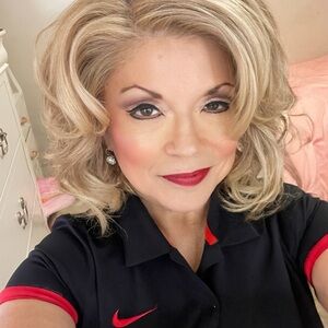 Meet your Posher, Georgia